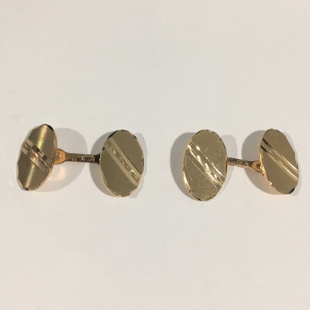 18k Yellow Gold Oval Shaped Cufflinks